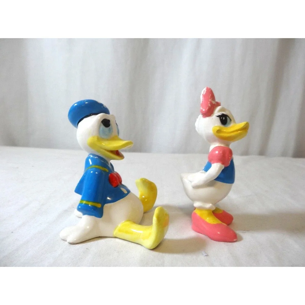 Vintage Donald and Daisy Duck Ceramic Figurines, Walt Disney Productions Japan